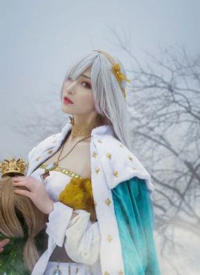 小女霓裳